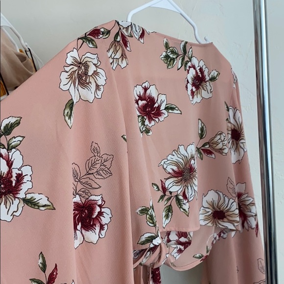 Eastnwestlabel Floral Tie Top - Picture 3 of 3